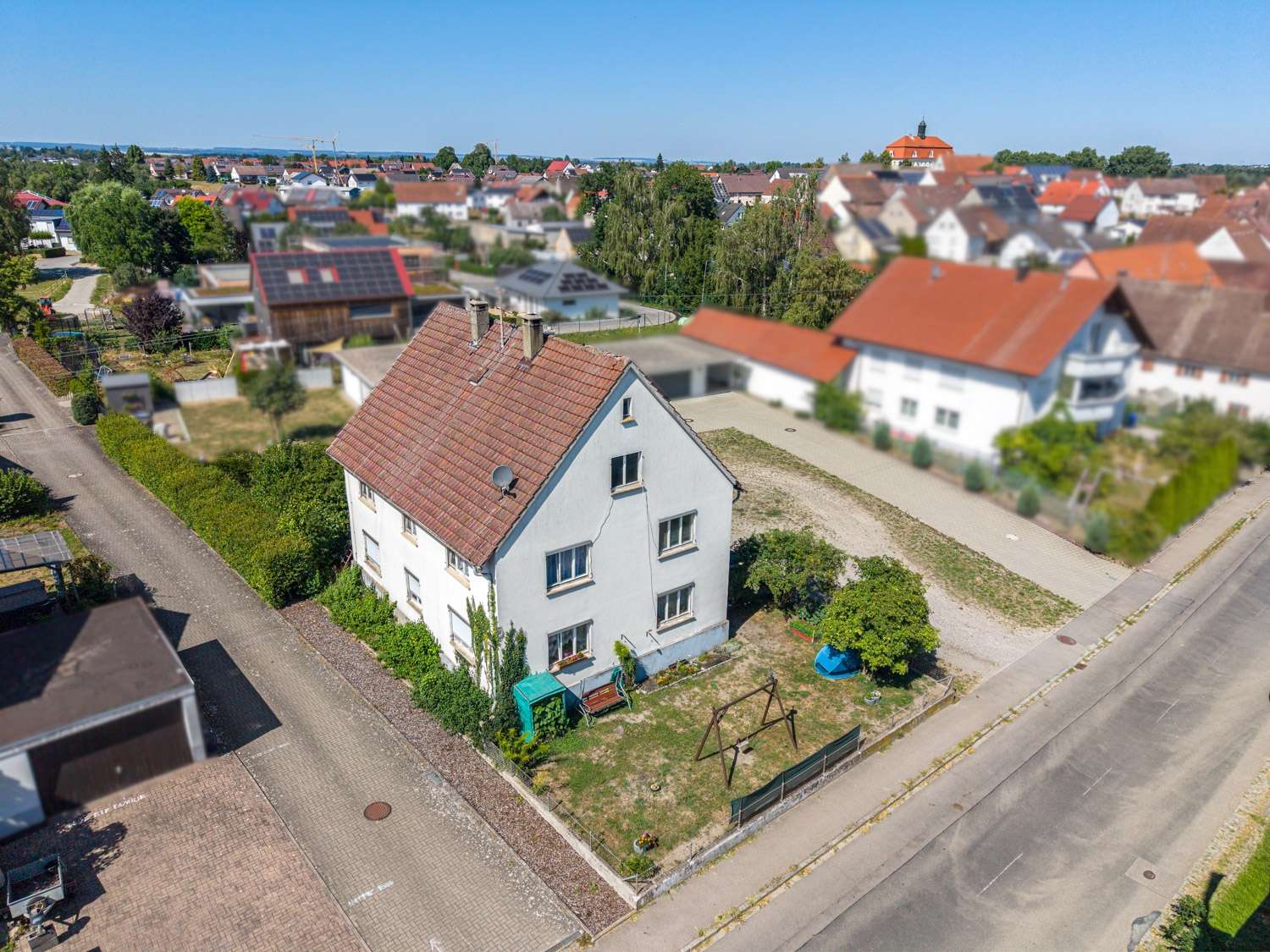 Mit großem Entwicklungspotenzial! Großzügiges Einfamilienhaus mit durchdachtem Grundriss & Garten